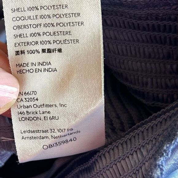 Urban Outfitters Bohemian Light Blue Satin Style Crop Top blouse Size Medium - Picture 8 of 12